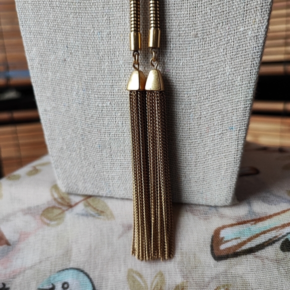 Stella and Dot Signed Brass Tone Long Slide Snake Chain Necklace Dual Tassels - Picture 8 of 10